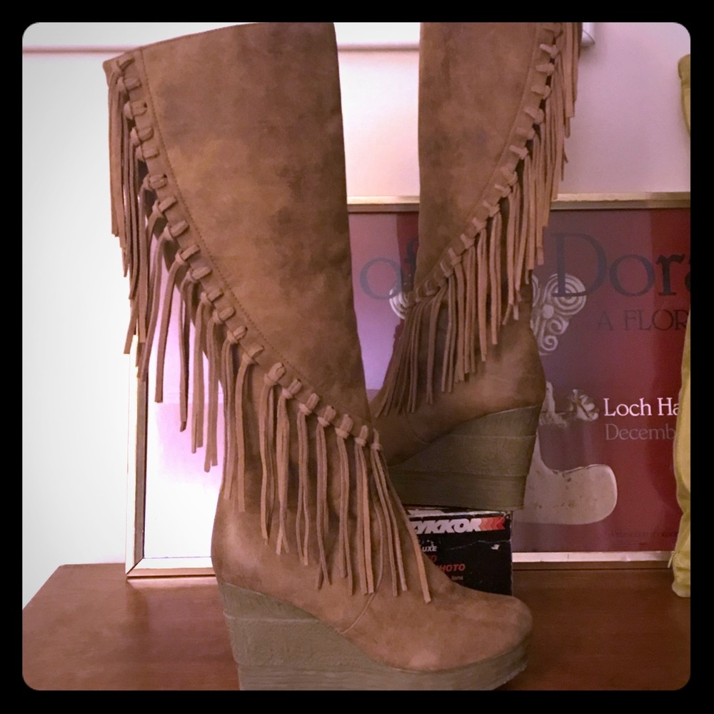 Sbicca Tall Brown Leather Fringe Boots size 8.5